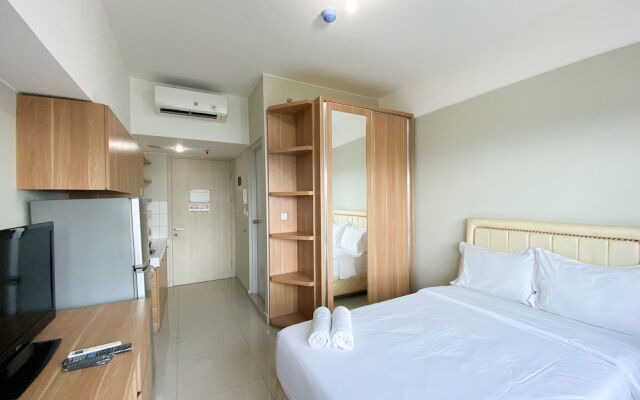 Serene Stay Studio At Springlake Summarecon Bekasi Apartment