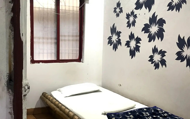 Shri Guest House