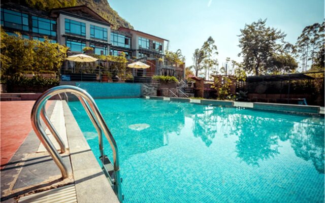 Moonlit Sky Resort