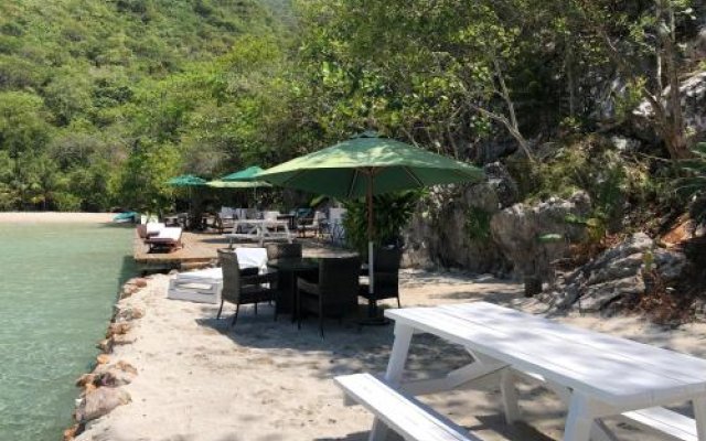 Chez Max, Cadras Haiti