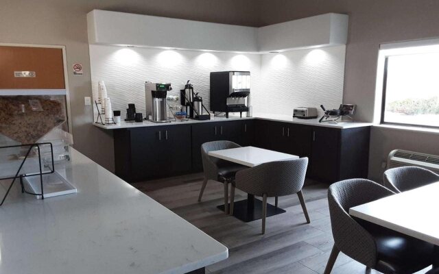 SureStay Hotel by Best Western Grants