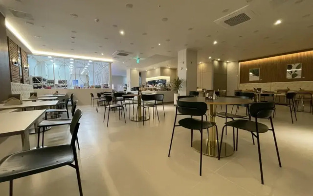 Daejeon Wolpyeong Hotel Continew