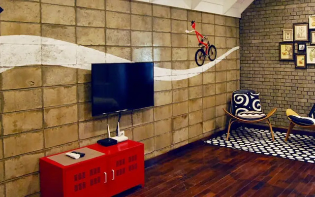 Soar Hotel