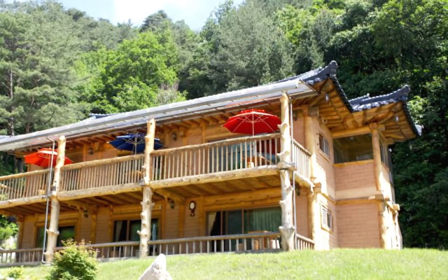 Inje Tourist Farm Pension