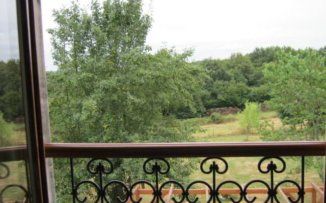 Le Papillon at le paradis