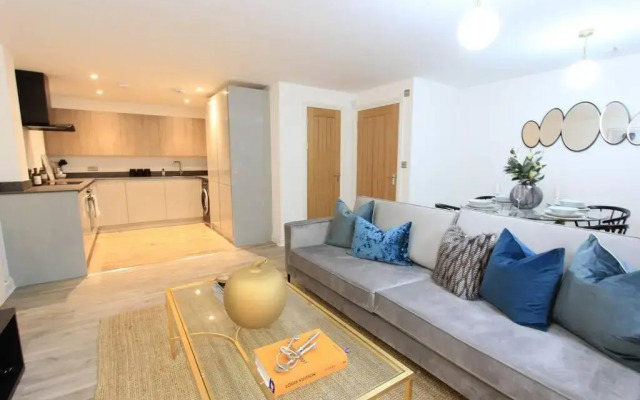 Cabot Mews Apartment 2
