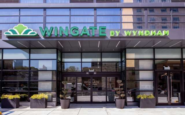 Wingate by Wyndham Long Island City