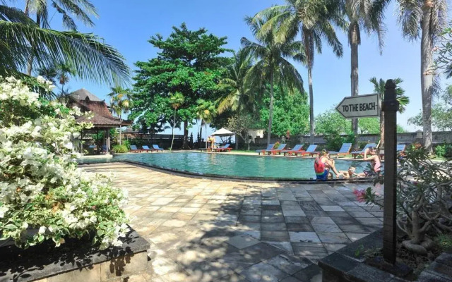 Airy Pantai Senggigi Krandangan Lombok