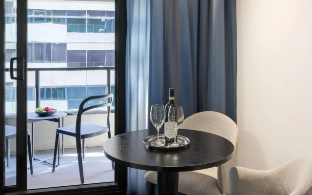 Oaks Melbourne St Kilda Road Hotel