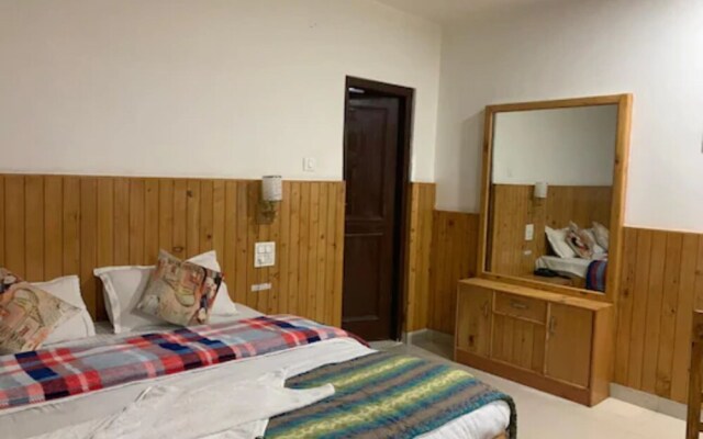 Hotel Aman Place Kasol