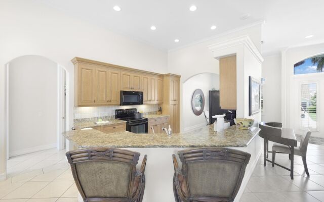 Pet-friendly Waterfront Home Near Beach With Pool