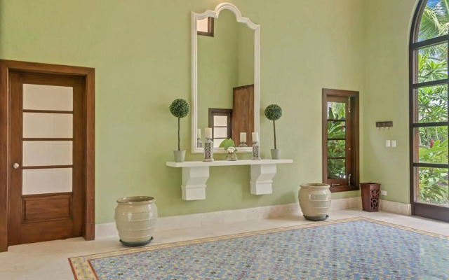 Sophisticated Villas With Private Pools and Staff