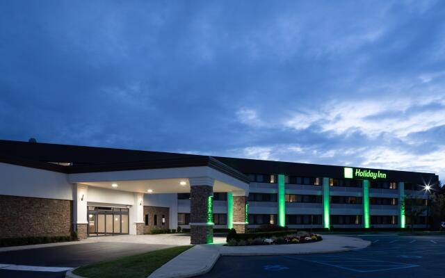 Holiday Inn Long Island-Islip Arpt East by IHG