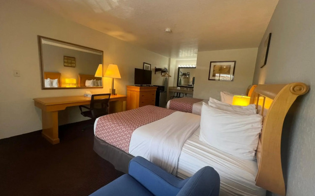 Garden Inn Homestead