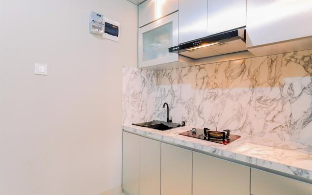 Homey And Minimalist 1Br Royal Sentul Park Apartment