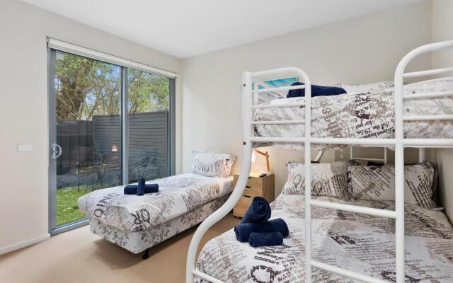 OG- By the Sea, 400m to Beach