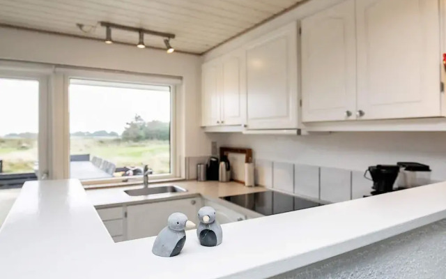 10 Person Holiday Home in Blavand