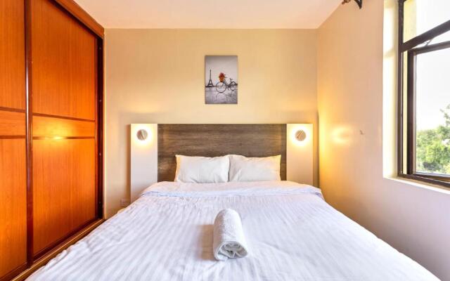 Outlink South B Minutes to Town and Jkia Airport