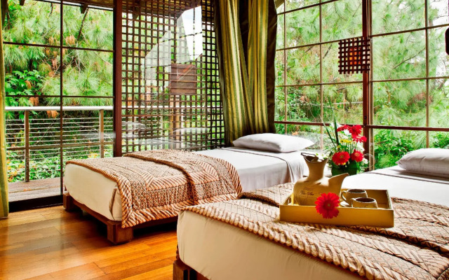 Vila Air Natural Resort