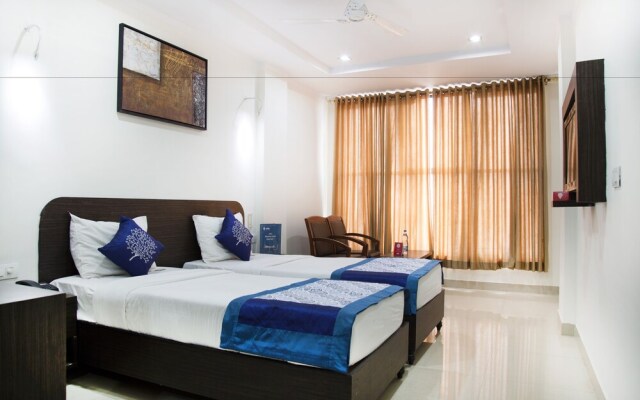 OYO 6130 Hotel N7
