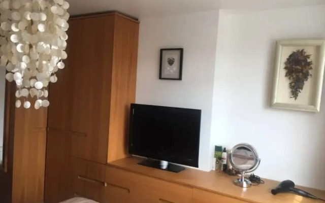 Comfortable 2 Bedroom House in Oxford