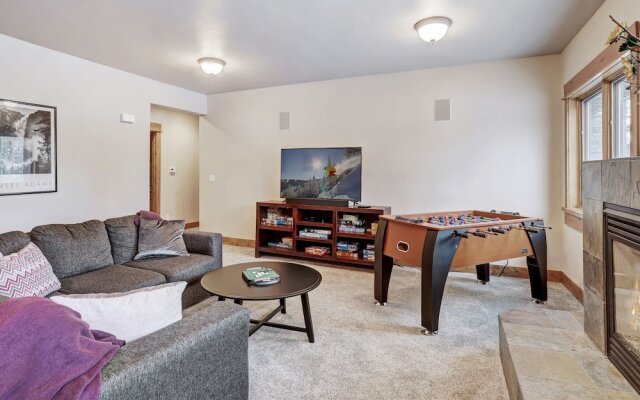 Highlands Trail House 5 Bedroom Home by RedAwning