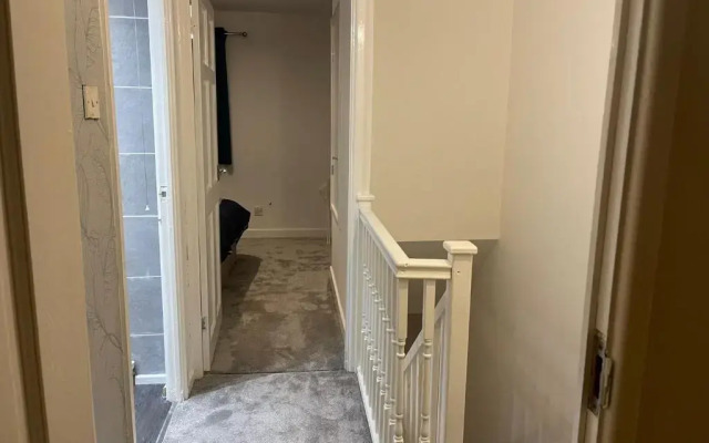Lakeside view 2 bedroom house