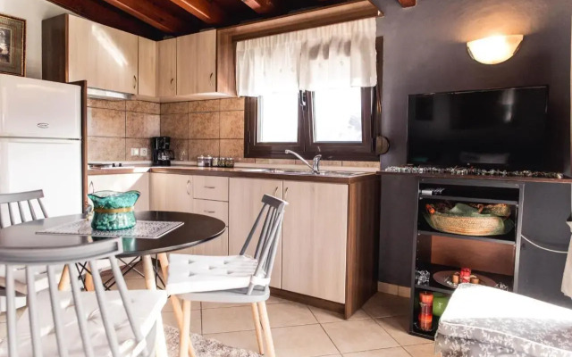 Forest View Apartment