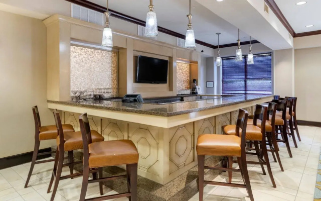 Courtyard by Marriott Savannah Downtown/Historic District