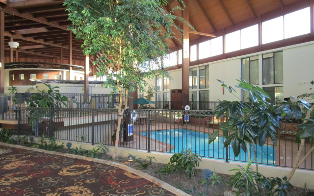 Radisson Hotel Lenexa Overland Park