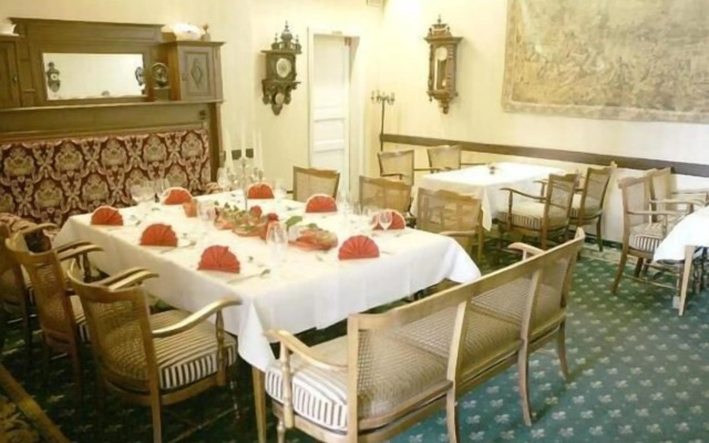 Rasthaus Hotel Schackendorf