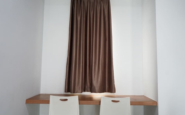 2BR Luxury Citra Lake Suites Apartment