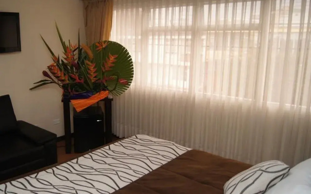 Imperial House Hotel