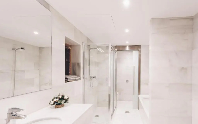 Arha Casona de Carmona (Antiguo Parador de Carmona-Cantabria)