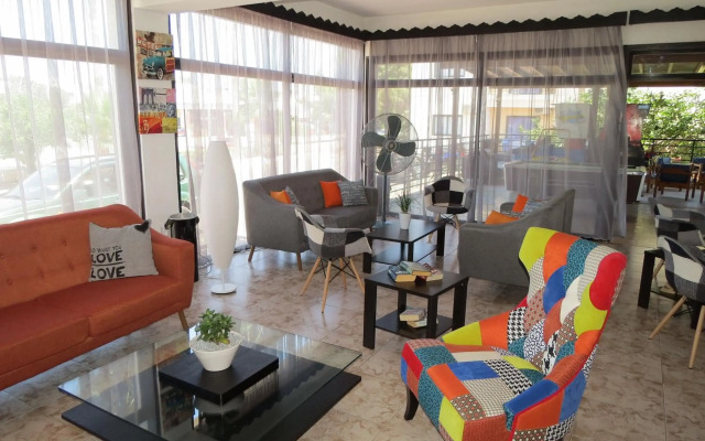 Carina Hotel Apartments