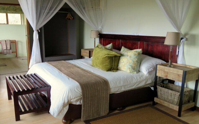 Woodbury Lodge - Amakhala Game Reserve