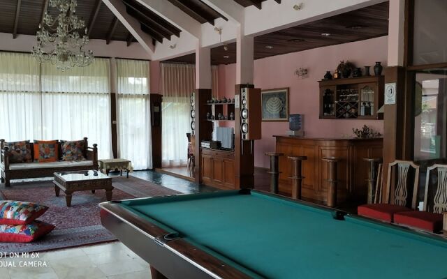 Villa Lot 5 Lake View for 30 pax