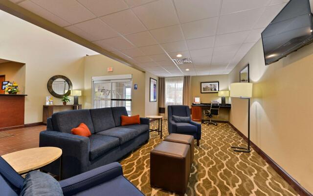 Days Inn & Suites by Wyndham Manheim Lebanon