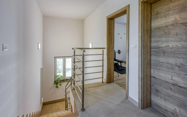 Holiday House Sunset