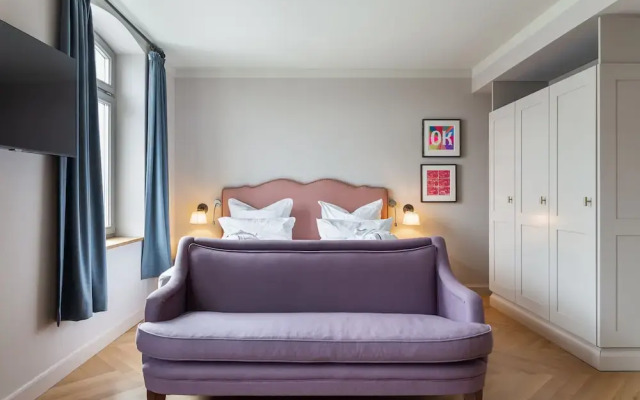 Mimosa Suites