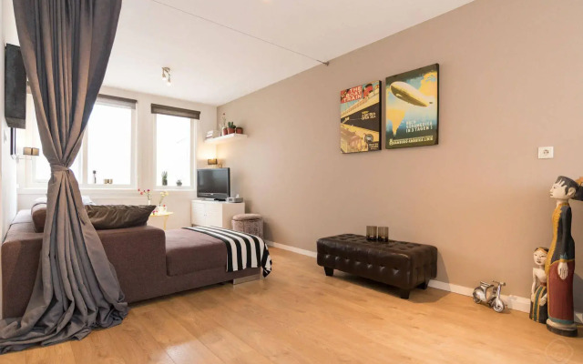 Nieuwezijds Apartments