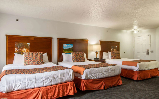 Sandia Peak Inn Old Town ABQ, a Howard Johnson by Wyndham