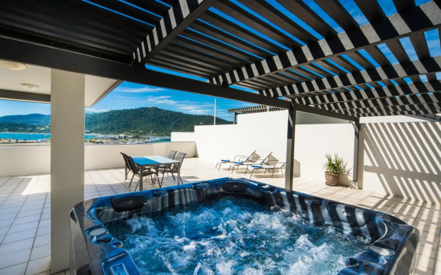 Portside Whitsunday Hotel