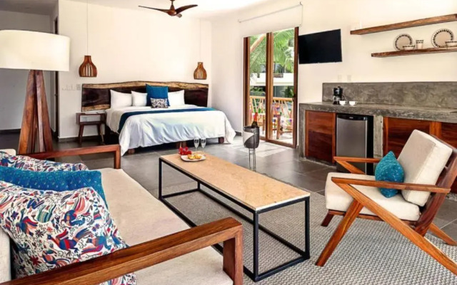 Ysuri Sayulita - Beachfront Hotel