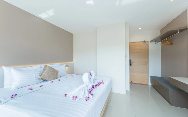 La Vista Patong Hotel