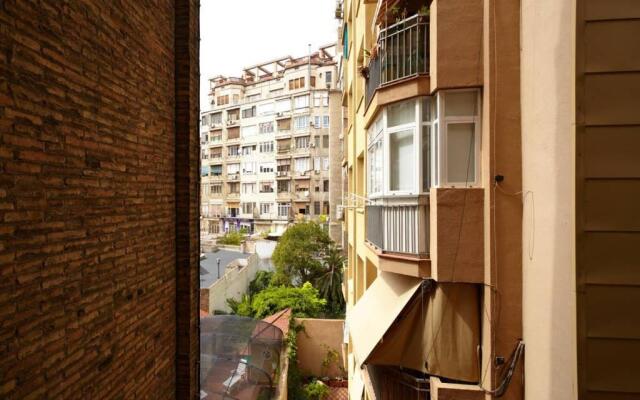 Beautiful apartment in Eixample