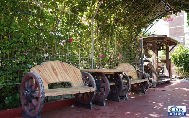 JJB Aquafarm Resort by Cocotel