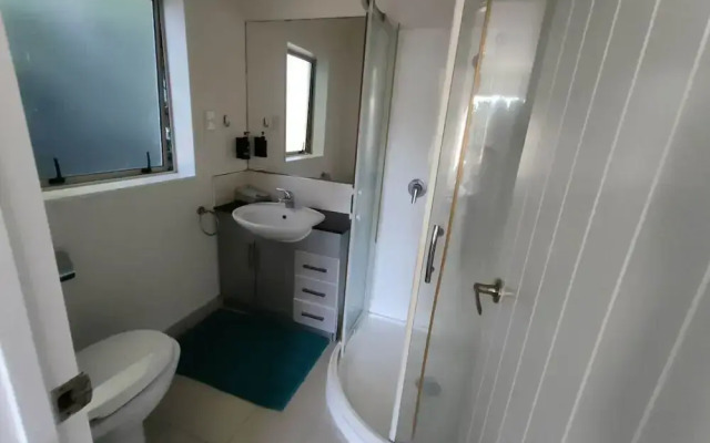 5 Bedroom House at 82A Richardson Road