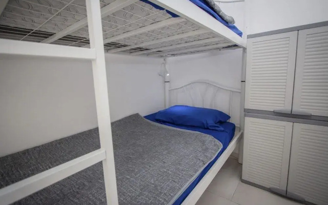 Butik Hostel TLV