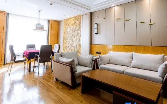 Runhu Holiday Hotel